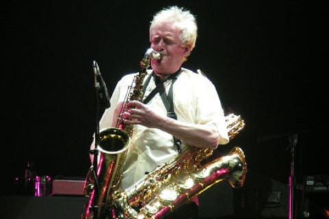 Murió Dick Parry, saxofonista de Pink Floyd