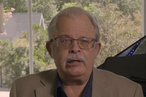 Un ex científico del Pentágono asegura que Estados Unidos mantendría ocultos cuerpos de origen extraterrestre